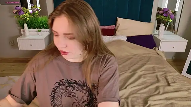 Moon  Bunny online show from 02-15-26, 12:26