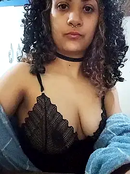 Snapshot of Camilla-23y chatting on 09-14-25, 02:34 Camilla-23y online show from 09-14-25, 02:34