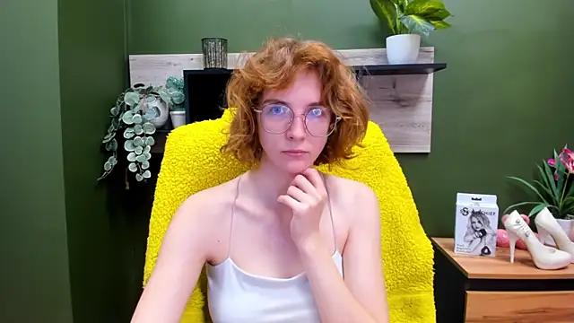 juicyPenny online show from 10-16-25, 06:43