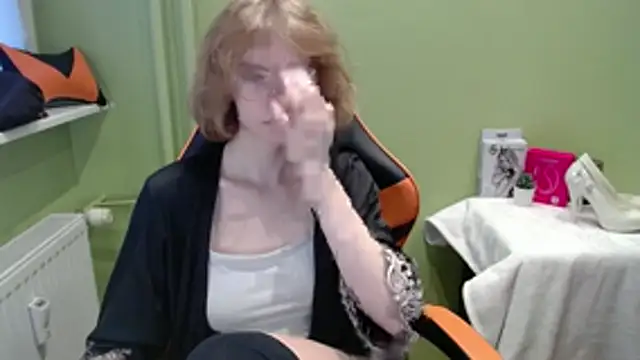 juicyPenny online show from 11-20-25, 07:31