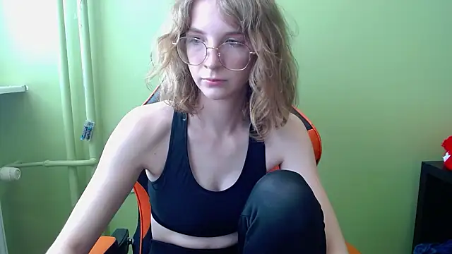 juicyPenny online show from 03-17-26, 07:11