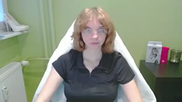 juicyPenny online show from 12-16-25, 07:34