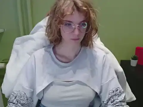 juicyPenny online show from 12-04-25, 07:29