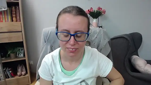 Snapshot of sweetxLizzy chatting on 06-01-26, 04:35 sweetxLizzy online show from 06-01-26, 04:35