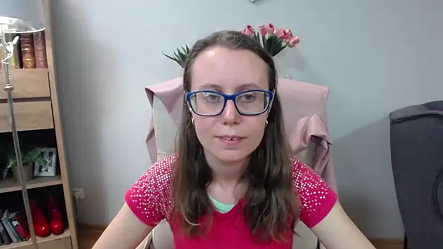 Snapshot of sweetxLizzy chatting on 05-04-26, 06:17 sweetxLizzy online show from 05-04-26, 06:17