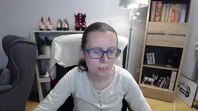 sweetxLizzy online show from 11-05-25, 05:32