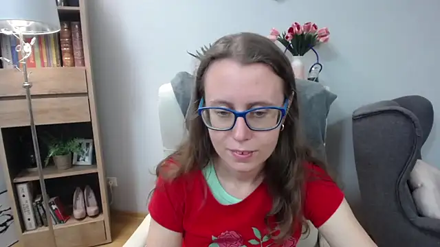 Snapshot of sweetxLizzy chatting on 06-16-26, 04:23 sweetxLizzy online show from 06-16-26, 04:23