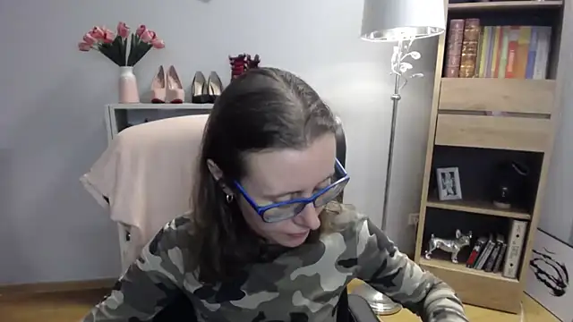 sweetxLizzy online show from 11-14-25, 05:44