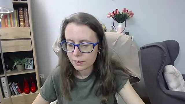 Snapshot of sweetxLizzy chatting on 05-29-26, 04:40 sweetxLizzy online show from 05-29-26, 04:40