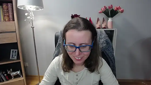 sweetxLizzy online show from 12-22-25, 05:29