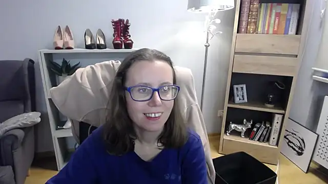 sweetxLizzy online show from 10-27-25, 05:30