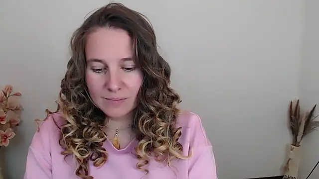 Darklure  online show from 10-07-25, 10:33