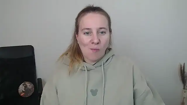 Darklure  online show from 11-02-25, 01:16