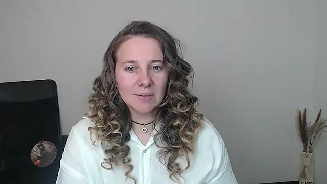 Darklure  online show from 11-01-25, 06:46