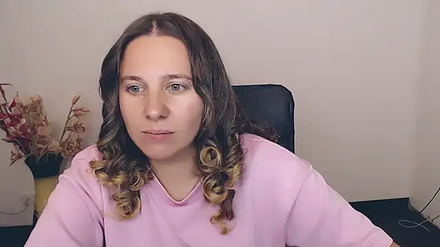 Darklure  online show from 09-14-25, 06:08