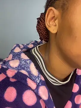 Abby 108 online show from 11-29-25, 09:37