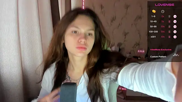 yourdreamm  online show from 09-19-25, 07:01