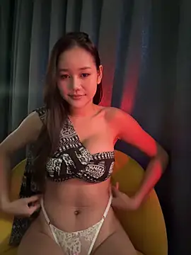 Snapshot of cherrycuteasian chatting on 04-12-26, 12:47 cherrycuteasian online show from 04-12-26, 12:47