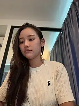 Snapshot of cherrycuteasian chatting on 04-30-26, 08:21 cherrycuteasian online show from 04-30-26, 08:21
