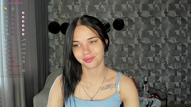 Kseni a online show from 10-28-25, 08:46