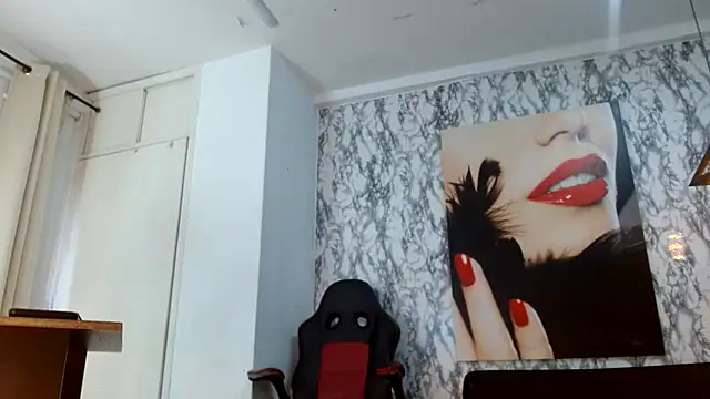 Snapshot of mariani_smith chatting on 10-20-25, 12:06 mariani smith online show from 10-20-25, 12:06