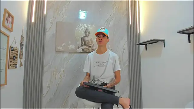 TWINKS BOYS1 online show from 01-11-26, 07:21