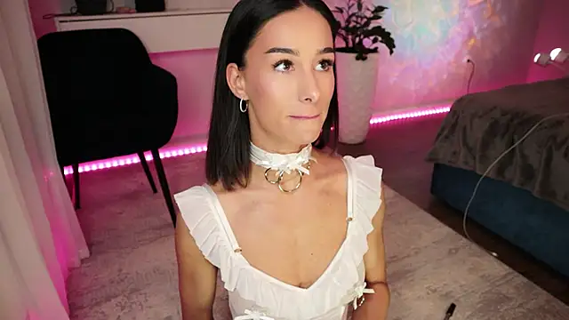 Katherinepinke online show from 03-22-26, 07:26