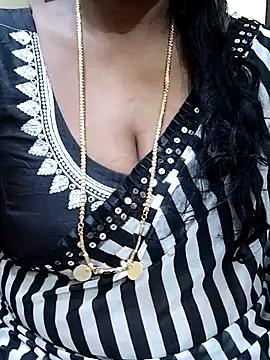 shobini online show from 10-21-25, 03:55