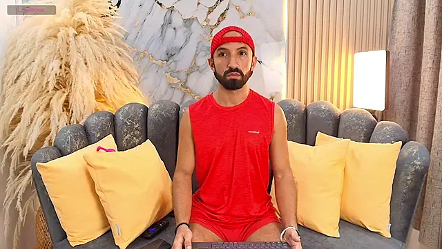 Snapshot of MaximusThorne chatting on 03-04-26, 03:53 MaximusThorne online show from 03-04-26, 03:53