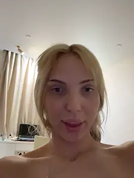 Snapshot of olivia_soft chatting on 06-09-26, 11:06 olivia soft online show from 06-09-26, 11:06