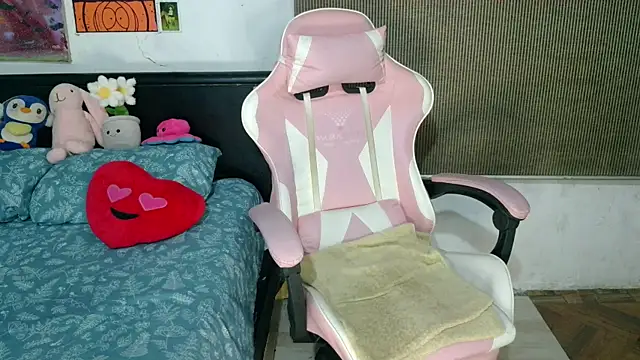 bettyboo2801 online show from 07-28-26, 05:26