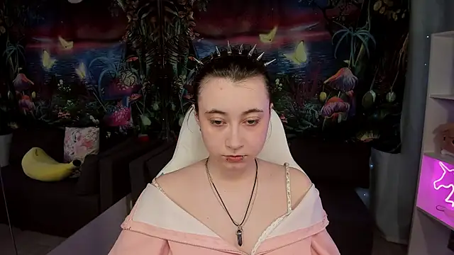 ClaraParks online show from 04-15-26, 07:36