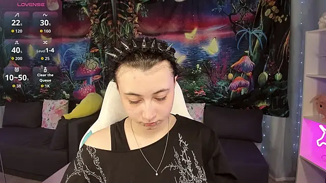 ClaraParks online show from 04-05-26, 07:42