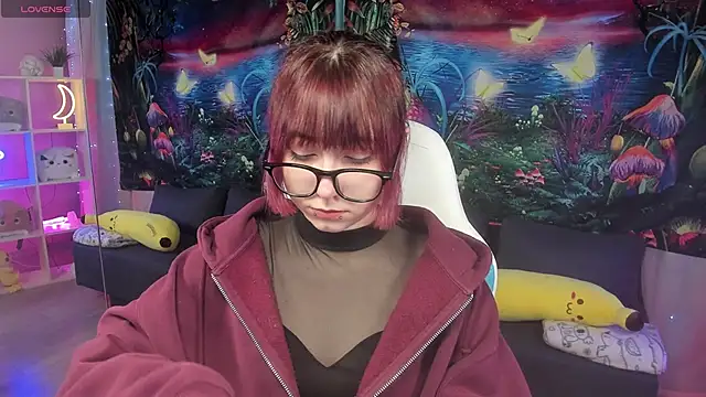 ClaraParks online show from 11-14-25, 08:01