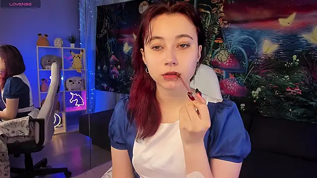 ClaraParks online show from 10-30-25, 06:27