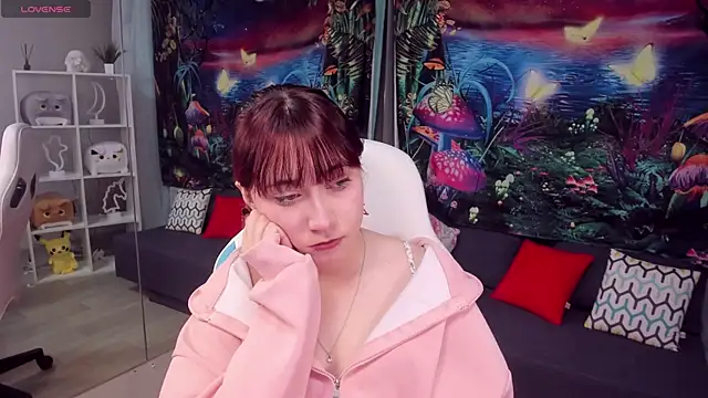 ClaraParks online show from 11-21-25, 06:40