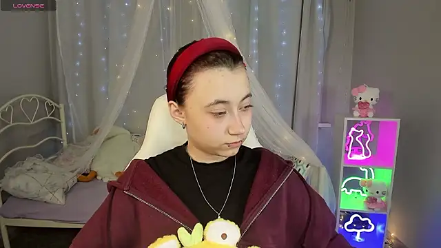 Snapshot of ClaraParks chatting on 01-31-26, 07:12 ClaraParks online show from 01-31-26, 07:12