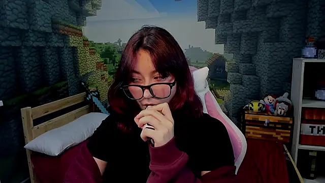 Snapshot of ClaraParks chatting on 02-03-26, 06:24 ClaraParks online show from 02-03-26, 06:24