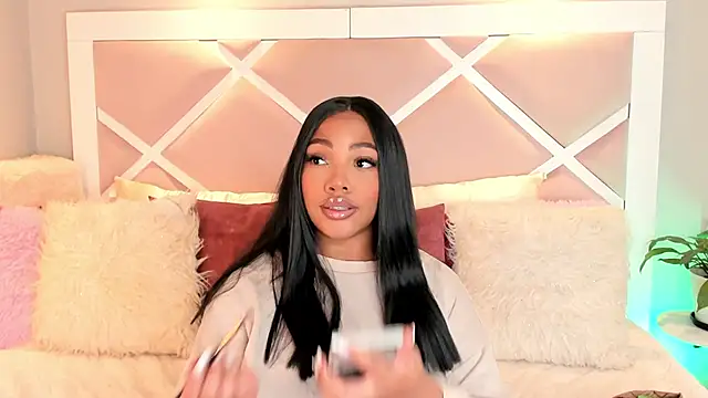 CarolinaSommerr online show from 12-02-25, 02:56