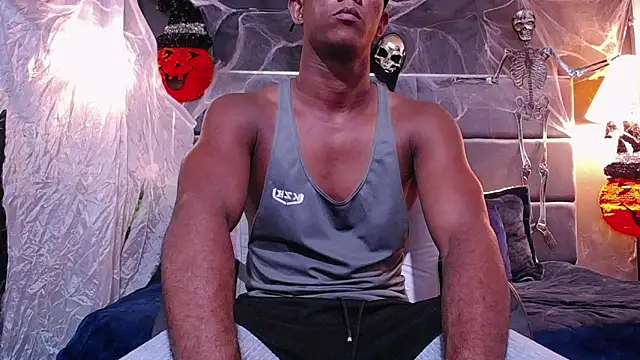 blackbignude online show from 10-31-25, 01:24