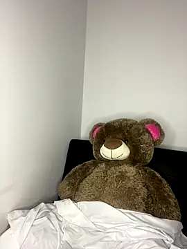 Lily  18 online show from 01-08-26, 05:13