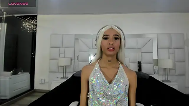 Dahlia Moss online show from 11-29-25, 03:28