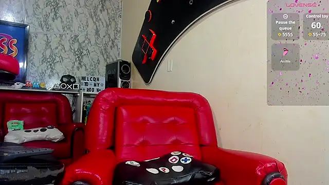 Dahlia Moss online show from 10-24-25, 03:16