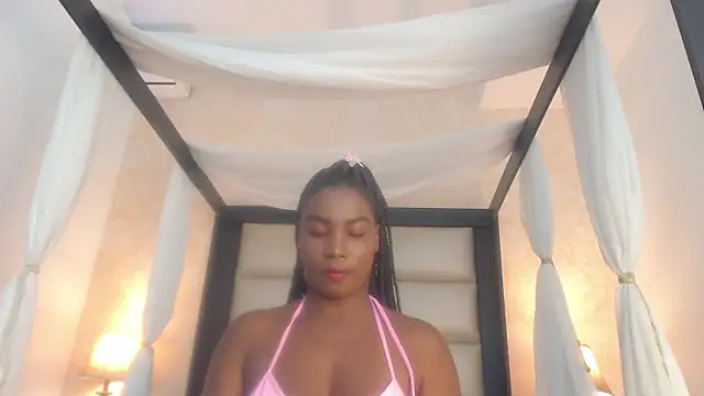 AvaLucci online show from 01-08-26, 12:55