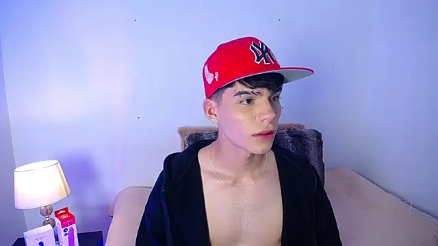 Dulcey  online show from 10-03-25, 04:14