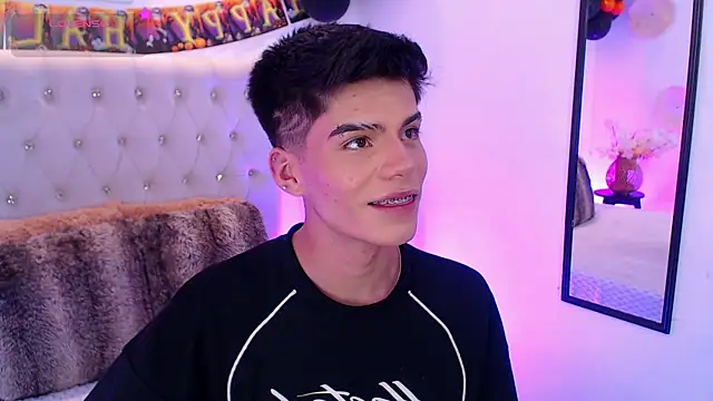 Dulcey  online show from 10-13-25, 09:00