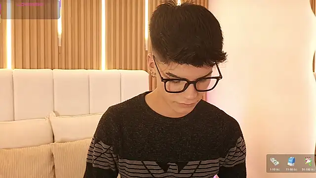 Dulcey  online show from 04-11-26, 05:37