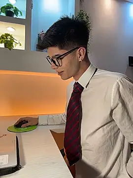 Dulcey  online show from 03-30-26, 06:04