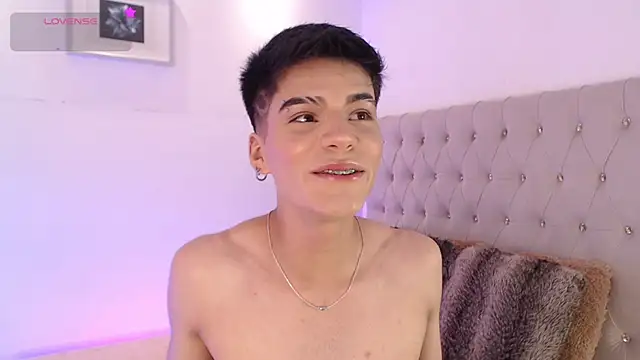 Dulcey  online show from 11-08-25, 10:35