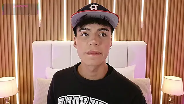 Dulcey  online show from 02-19-26, 04:20